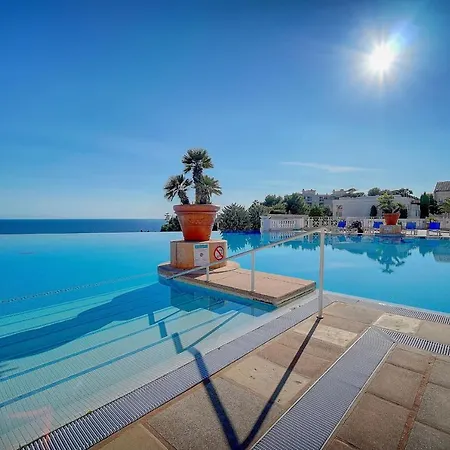 Upstays Terrace Pool Parking 40M2 Apartment